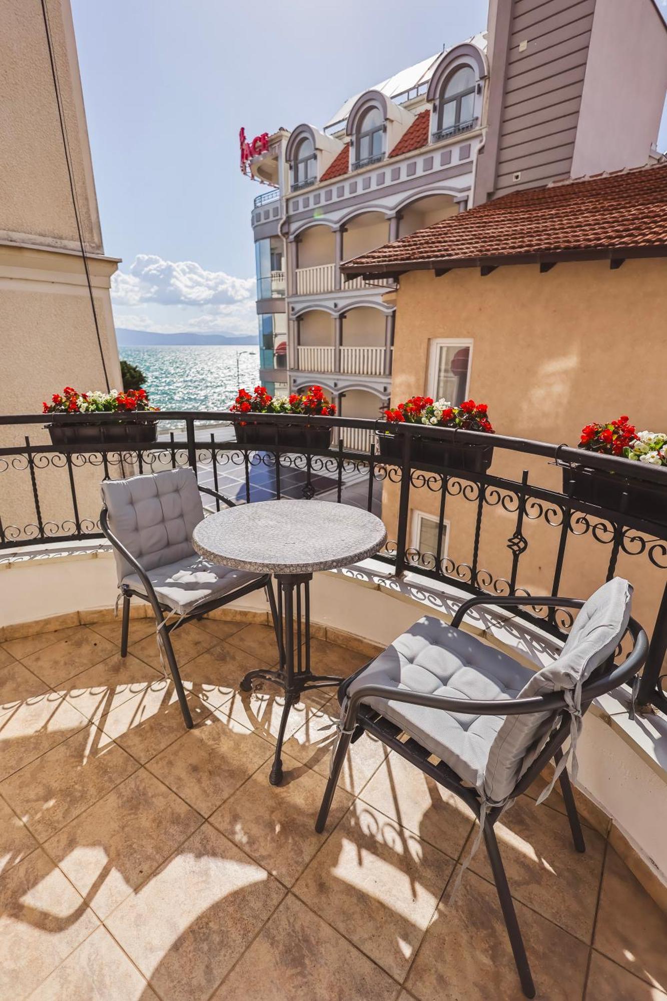 Ammotti Hotel Ochryda Zewnętrze zdjęcie